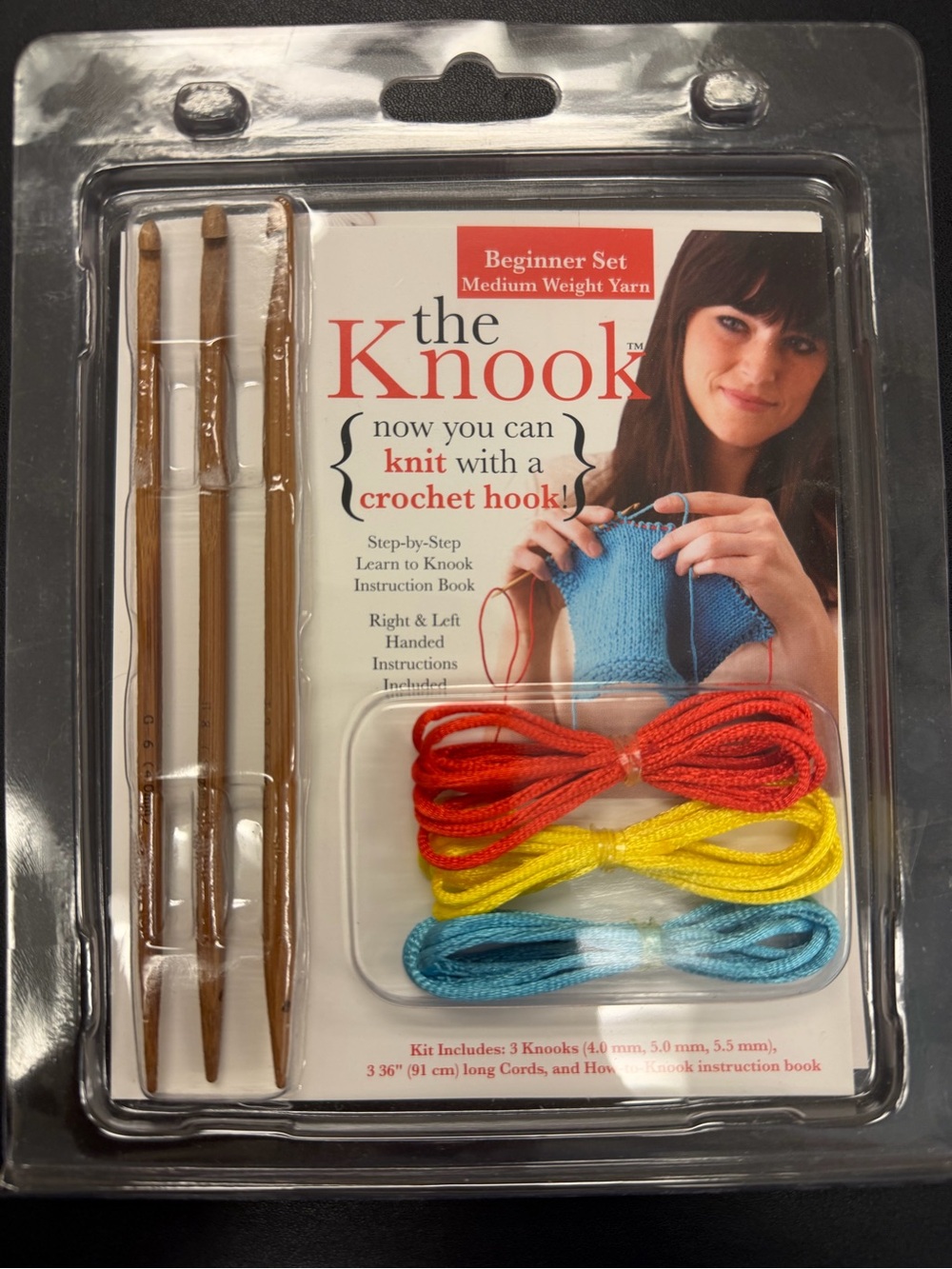 The Knook beginner knitting set